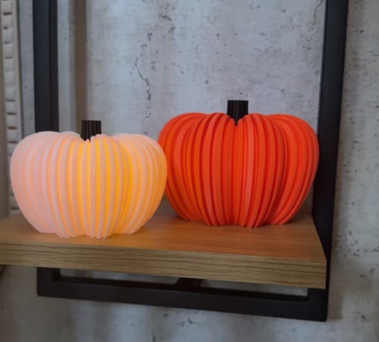 Kürbis mit LED Teelicht